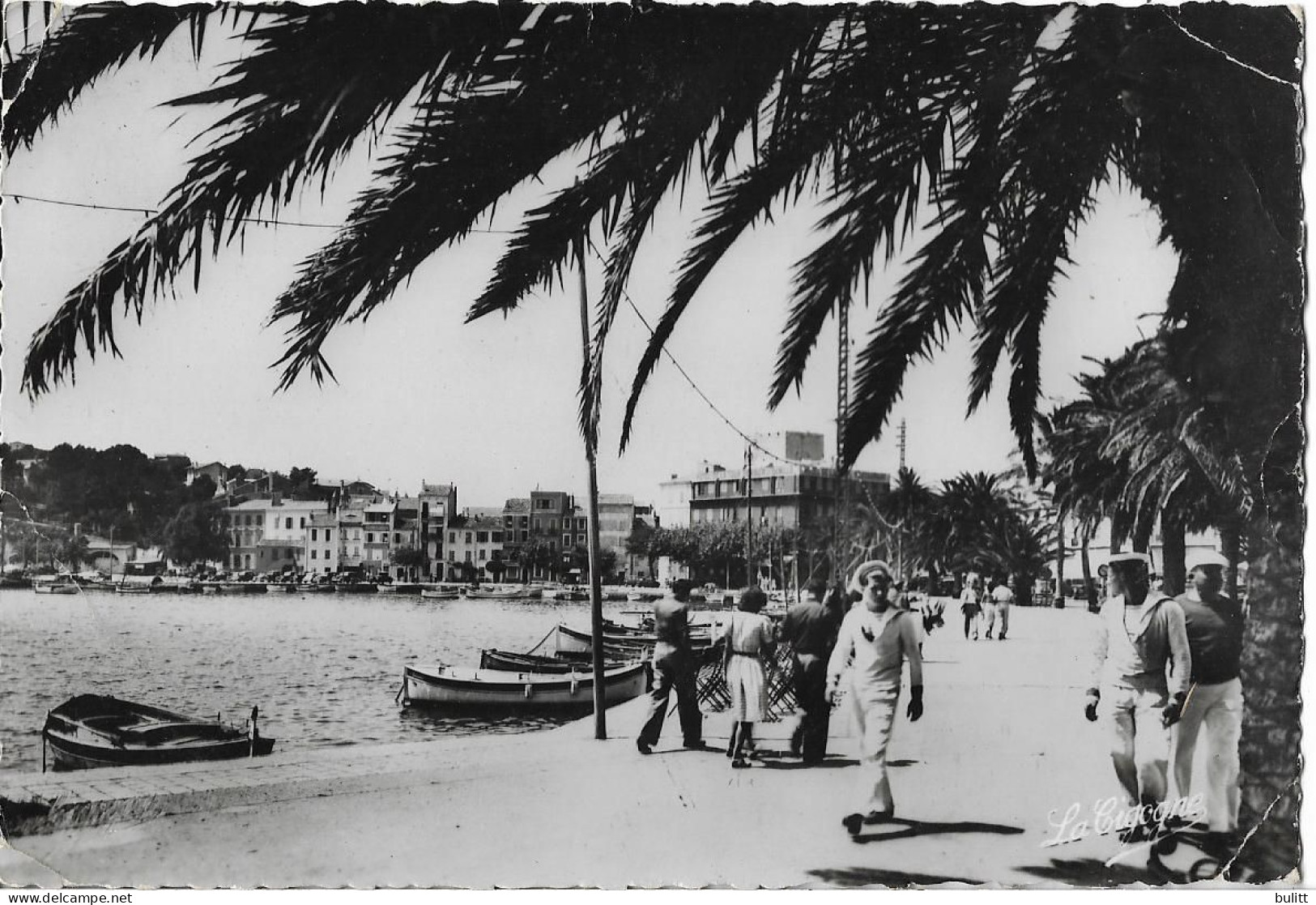 SANARY SUR MER - Promenade Sur Le Port - Sanary-sur-Mer