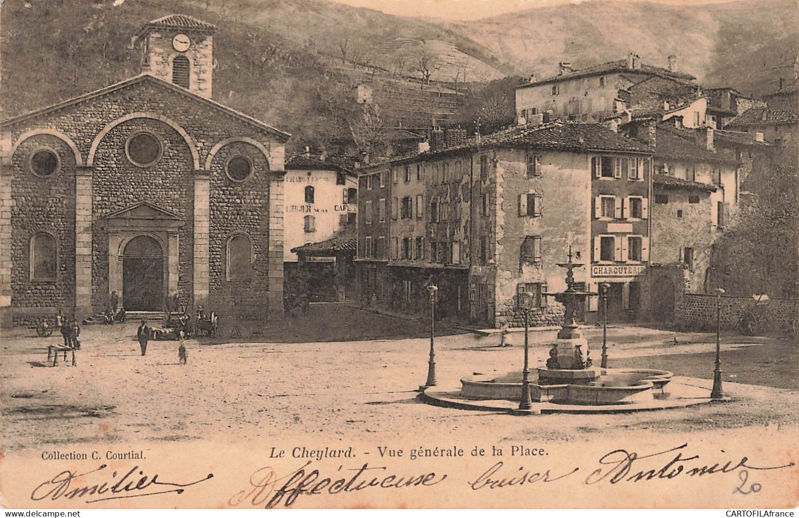 ARDECHE  LE CHEYLARD Vue Générale De La Place - Le Cheylard