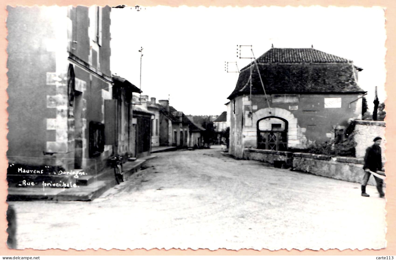 24 - B27745CPSM - MAURENS - 1957 - Rue Principale - Rue De La Poste - Très Bon état - DORDOGNE - Autres & Non Classés