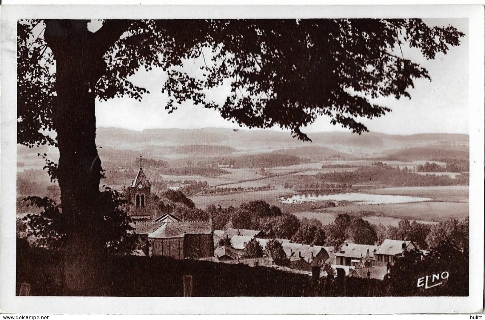 SAINT AGREVE - Paysage Sur La Ville Et Le Lac - Saint Agrève