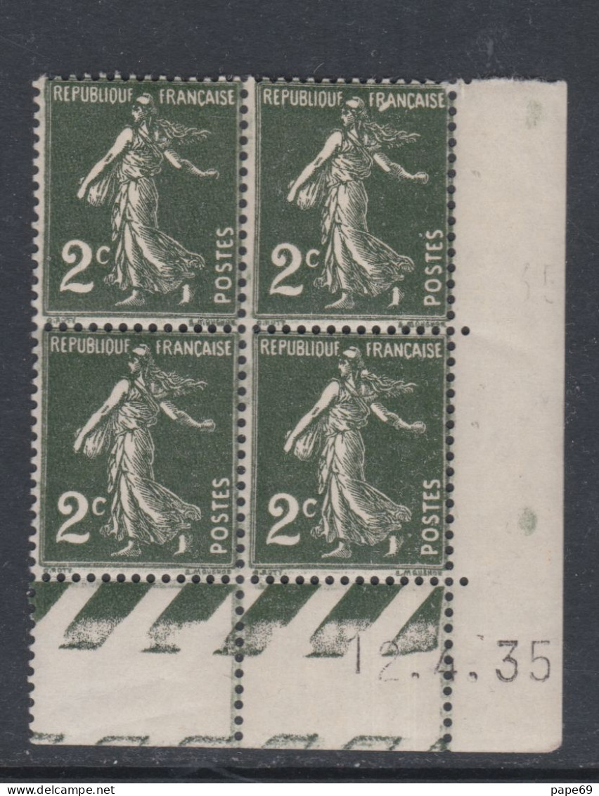 France N° 278 XX Type Semeuse : 2 C. Vert Foncé En Bloc De 4 Coin Daté Du 12 . 4 . 35 ;  Ss Pt Blanc, Sans Charnière, TB - 1930-1939