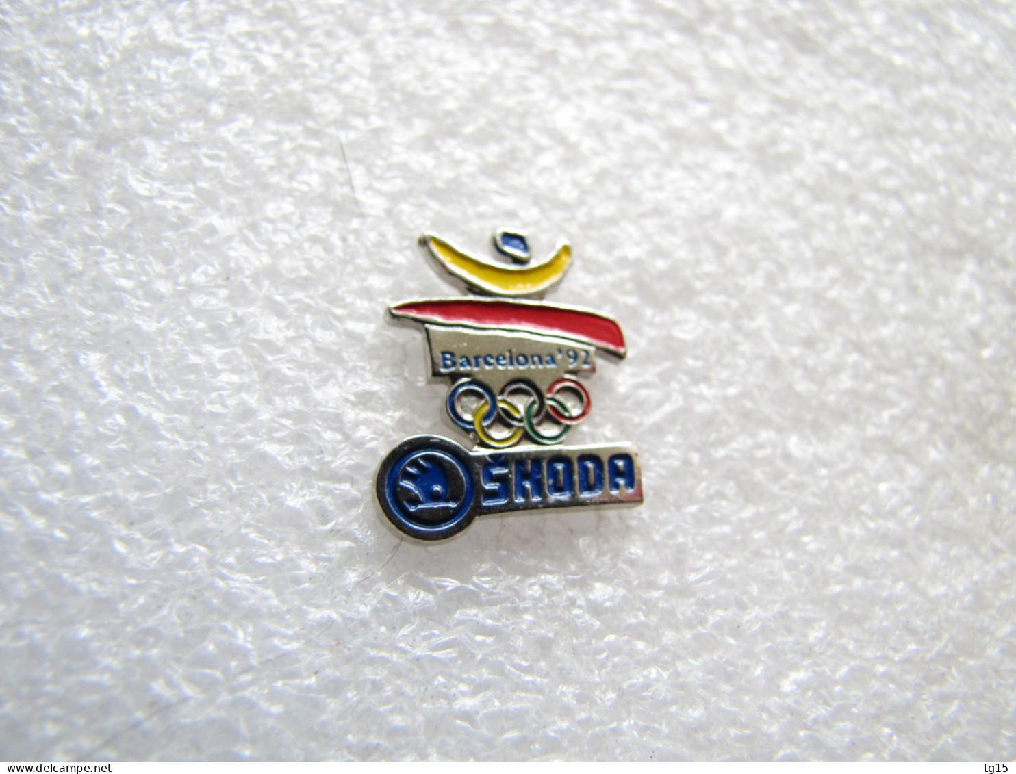 PIN'S    SKODA   BARCELONE 92   JEUX OLYMPIQUES - Altri & Non Classificati