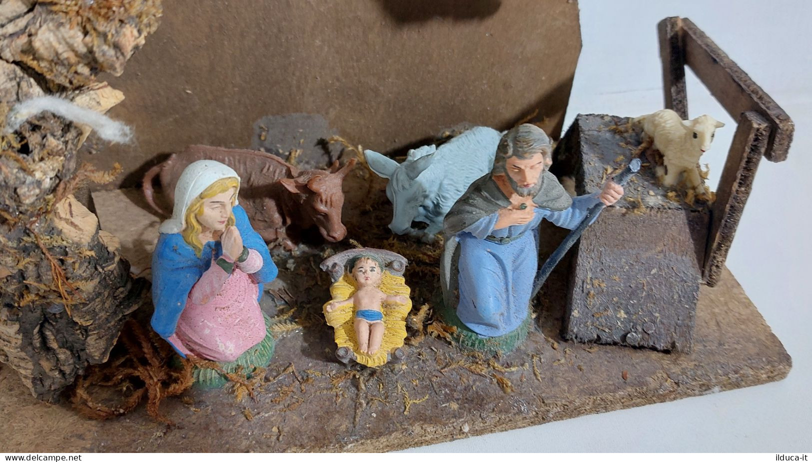 66127 Presepe - Casetta / Grotta In Legno Con Sacra Famiglia - 25x12 Cm - Christmas Cribs