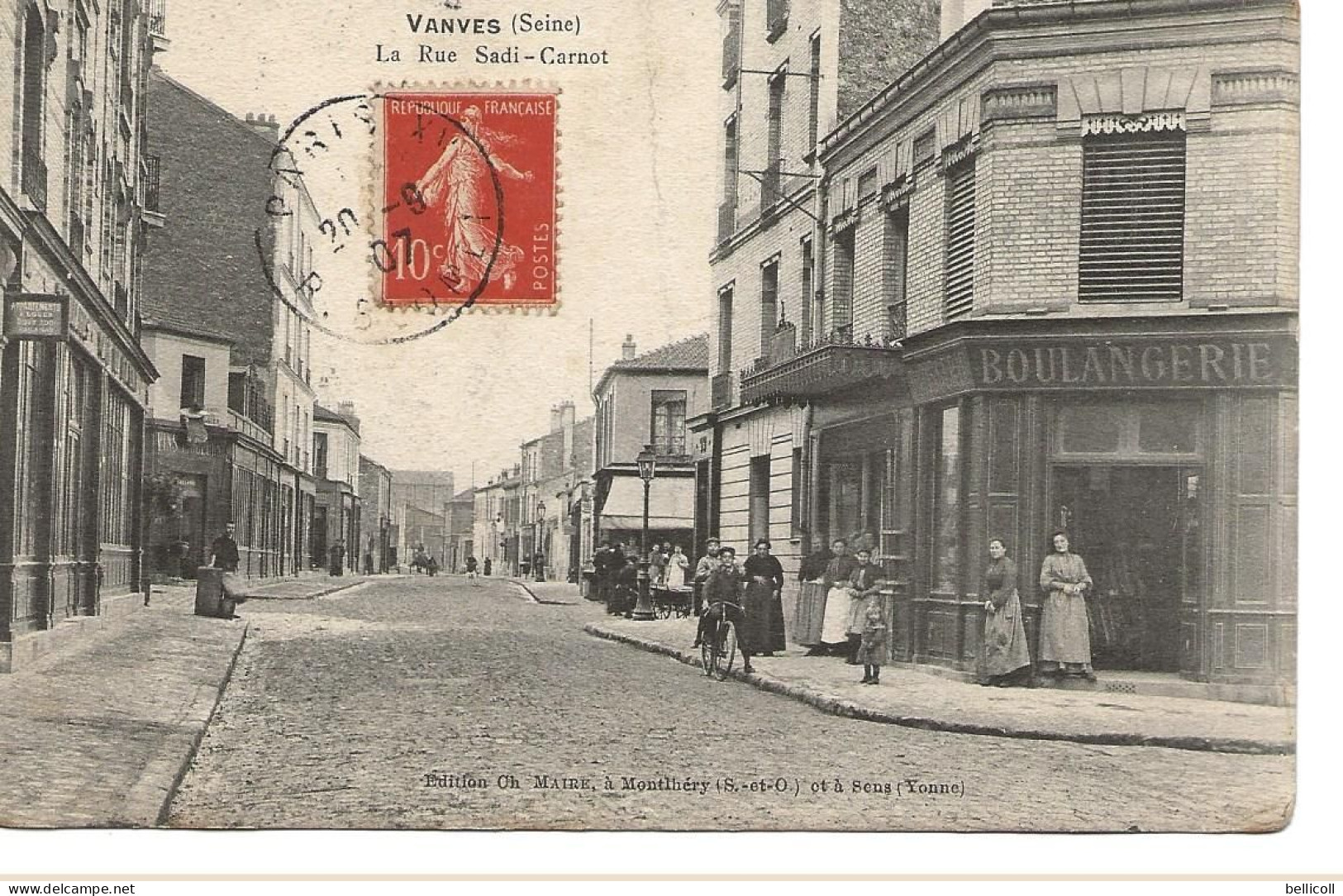 VANVES  -  La Rue Sadi Carnot  (boulangerie) - Vanves