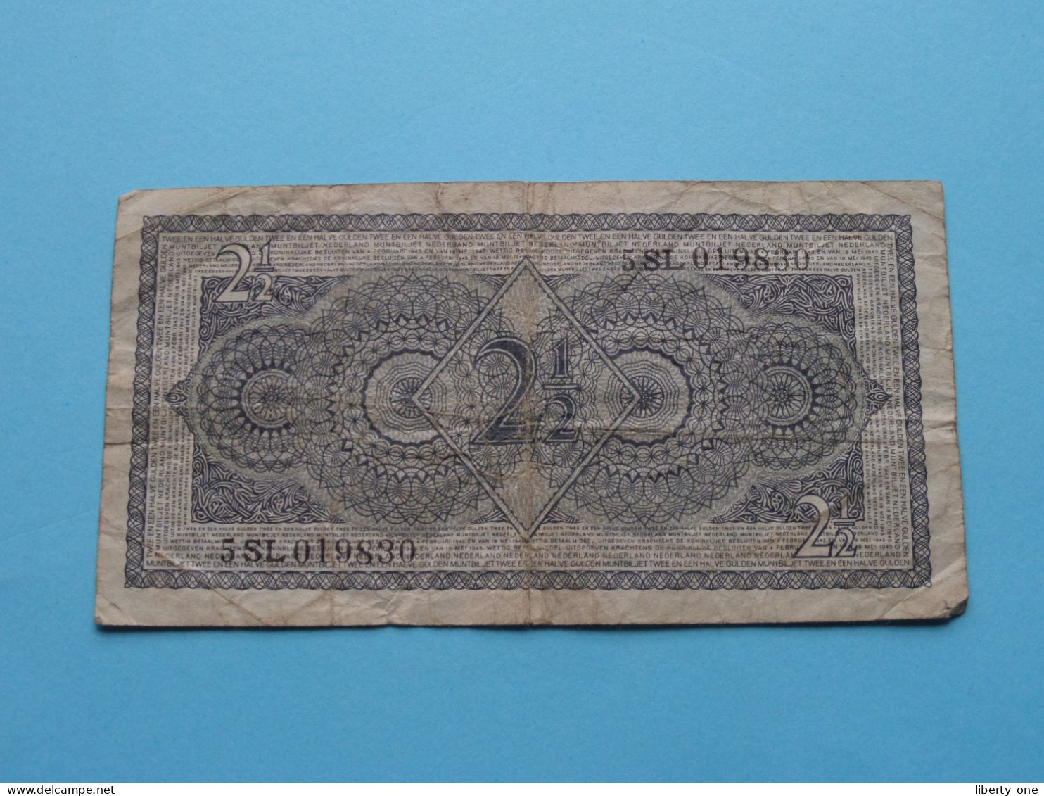 2 1/2 Gulden ( 8 Aug 1949 - 5SL019830 ) De Nederland Muntbiljet ( For Grade, Please See Photo ) Circulated ! - 1  Florín Holandés (gulden)