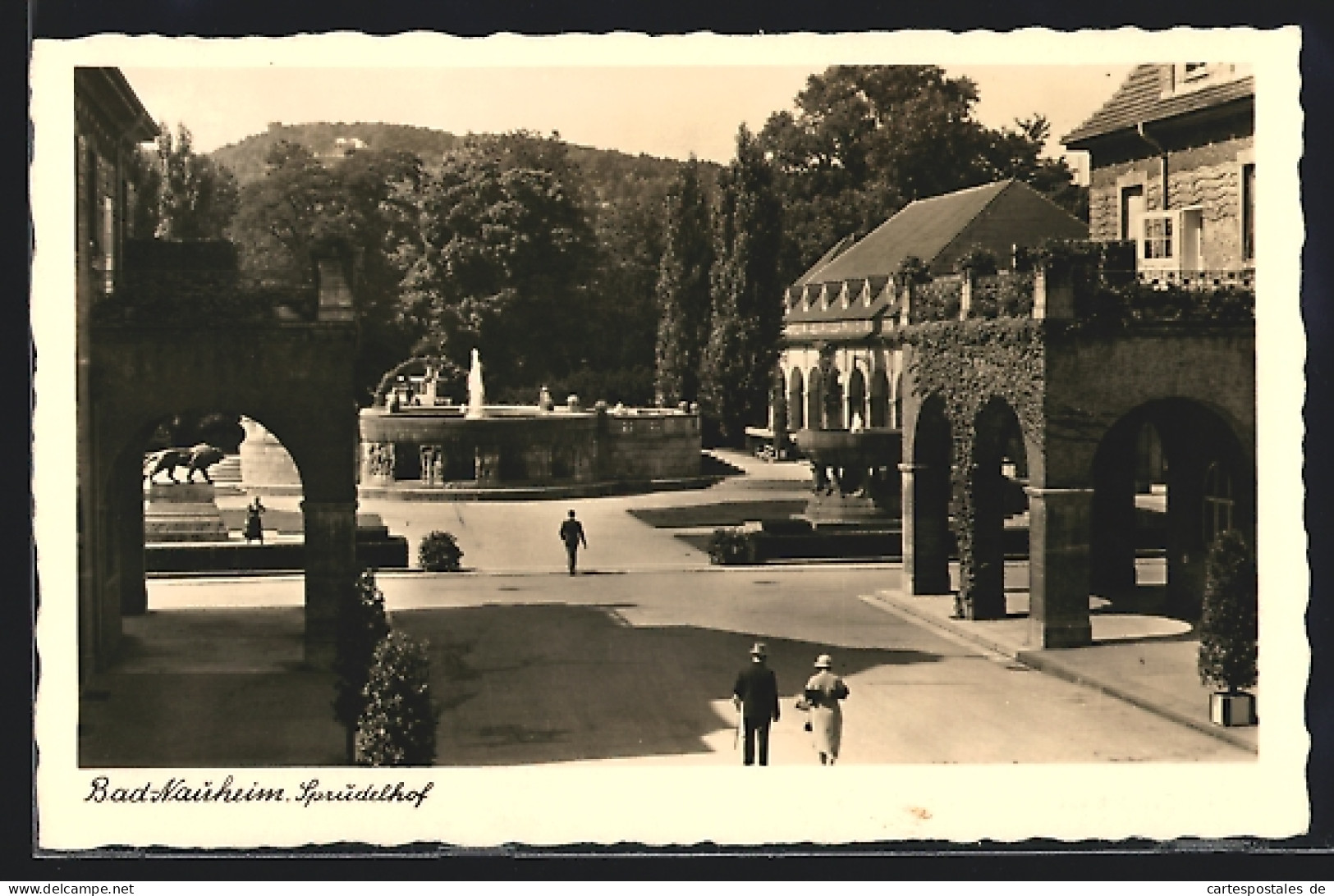 AK Bad Nauheim, Sprudelhof Mit Fussgängern  - Bad Nauheim