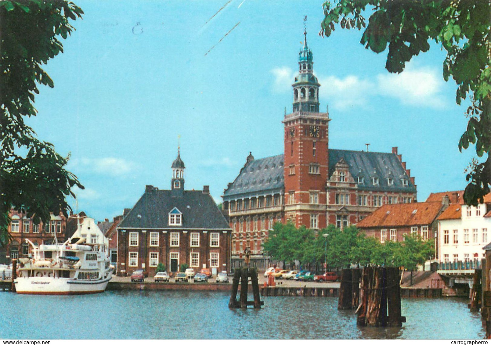 Navigation Sailing Vessels & Boats Themed Postcard Leer Ostfriesland Hafen Mit Rathaus - Sailing Vessels
