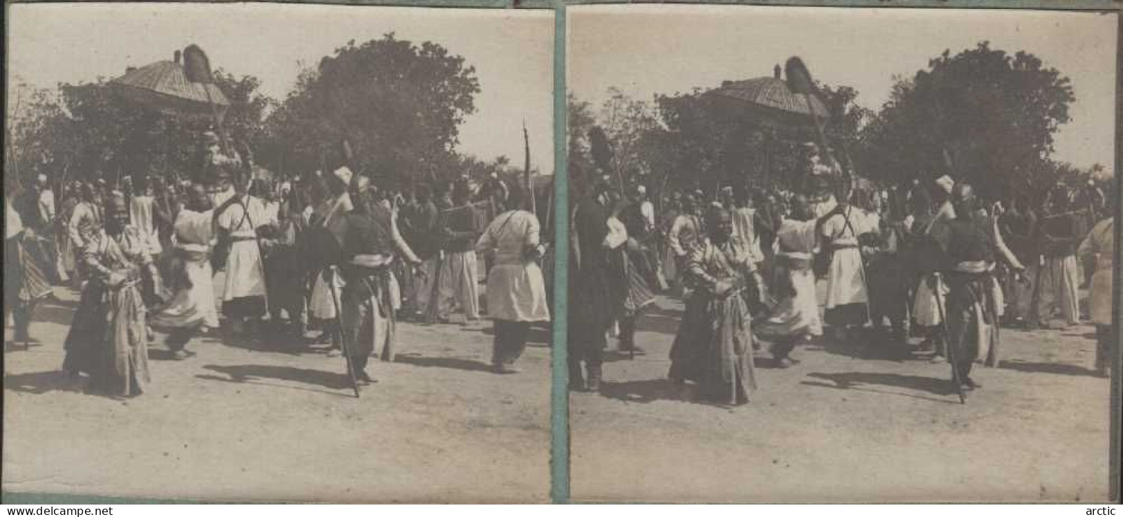 Photo Stéréoscopique Tchad Fort  Dance Des Eunuques De  Gaourang - Stereoscopio