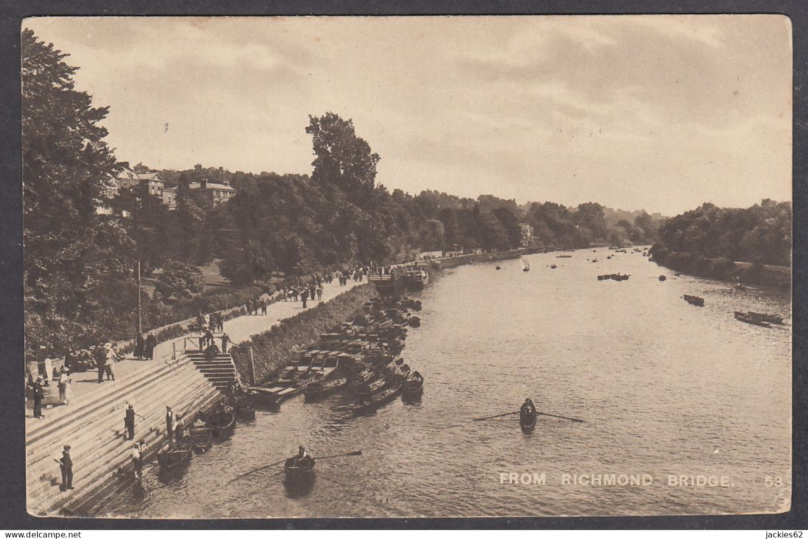 110907/ RICHMOND, From Richmond Bridge - Londen - Buitenwijken