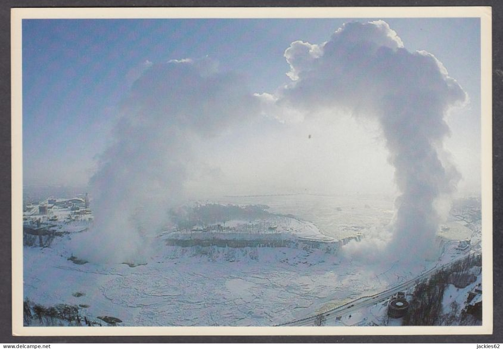 130771/ NIAGARA FALLS, Columns Of Mist (then Ice) Created By Winter Temperatures - Chutes Du Niagara