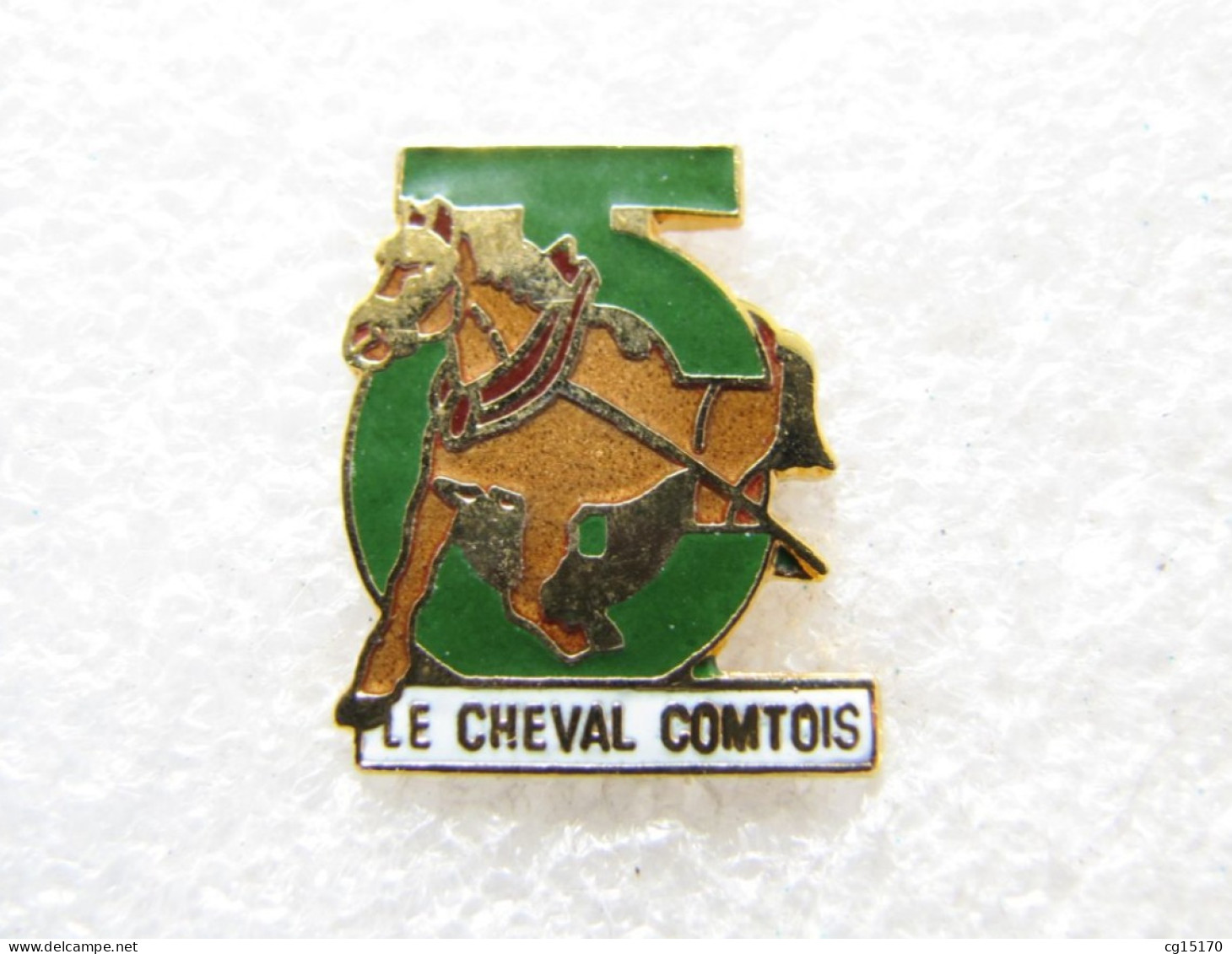 TOP  PIN'S     LE  CHEVAL  COMTOIS   Email Grand Feu - Tiere