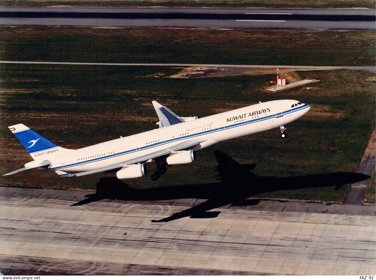 Airbus A340 In Kuwait Airways Colours -  +/- 180 X 130 Mm. - Photo Presse Originale - Aviation