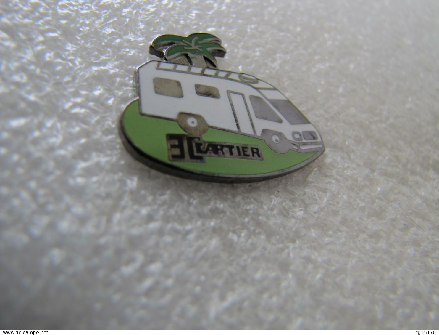 PIN'S   CAMPING CAR  3 C CARTIER     Email Grand Feu  PALMIER - Transports