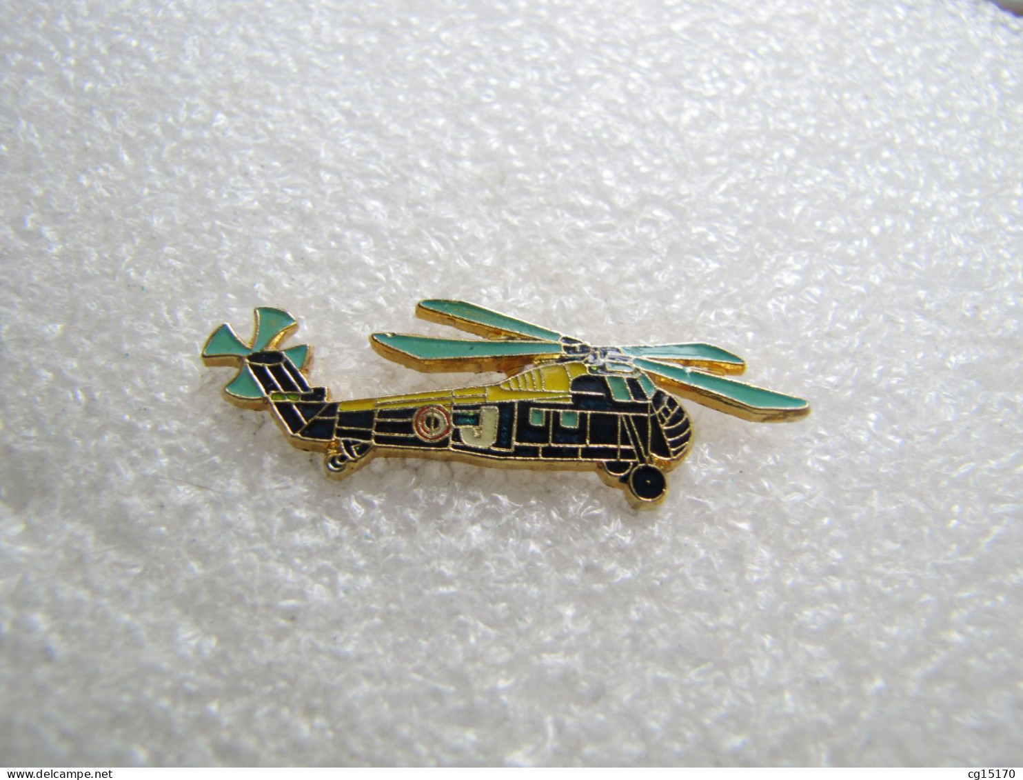 PIN'S   HÉLICOPTÈRE   Segalen Collection - Aviones