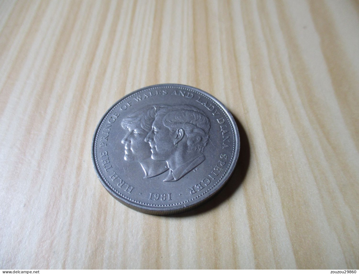 Grande-Bretagne - 25 Nouveaux Pence Mariage Du Prince Charles Et De Lady Diana Spencer 1981.N°386. - Maundy Sets & Gedenkmünzen