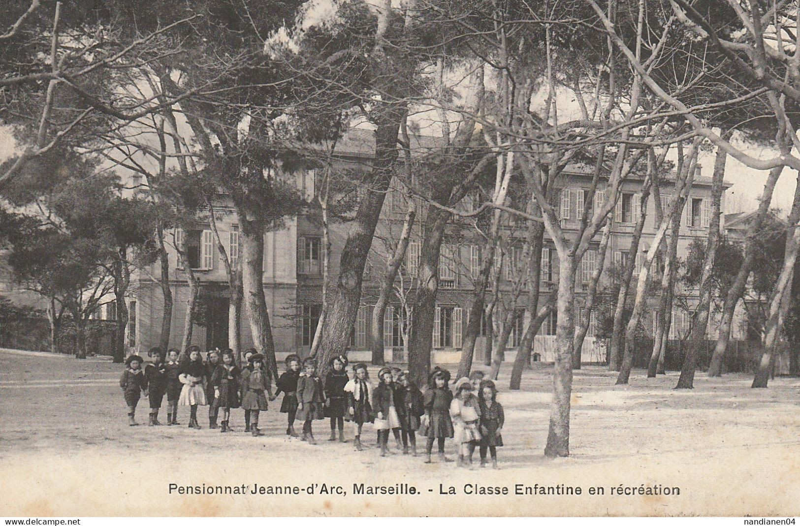 CPA - 13 - Marseille - Pensionnat Jeanne D'Arc - Classe Enfantine - Canebière, Stadtzentrum