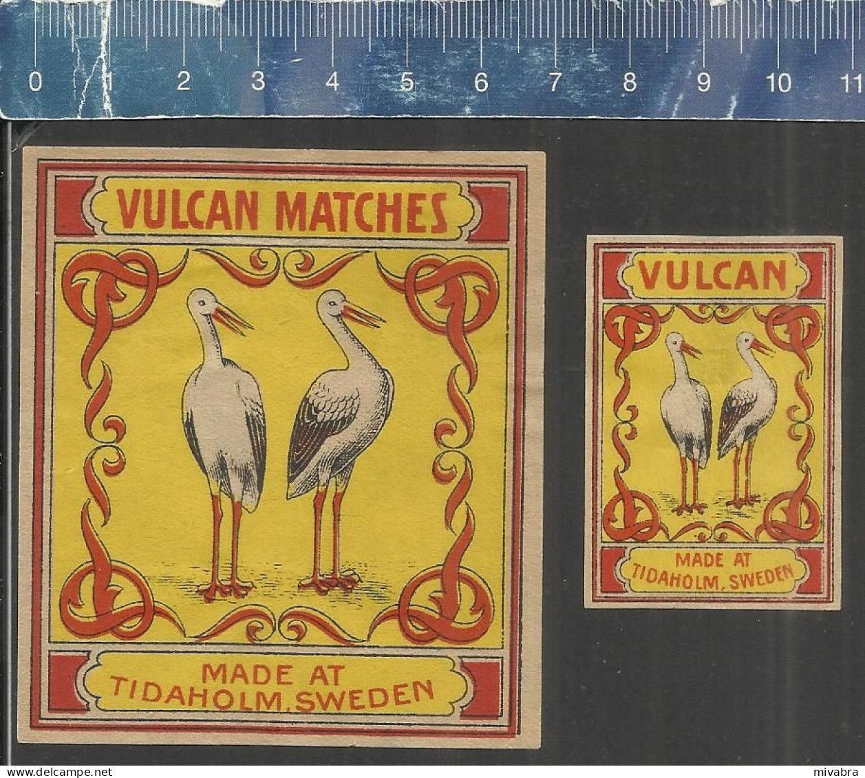 VULCAN MATCHES (2 STORKS) - OLD VINTAGE MATCHBOX LABELS MADE TIDAHOLM  SWEDEN - Boites D'allumettes - Etiquettes