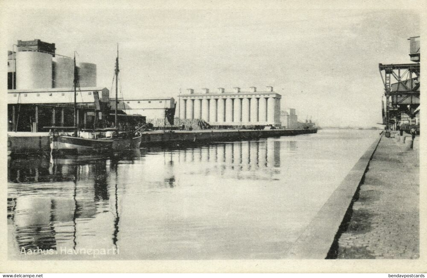 Denmark, AARHUS ÅRHUS, Havneparti, Harbour Scene (1930s) Postcard - Danemark