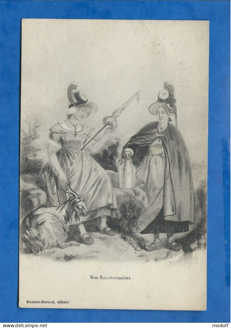 CPA - Folklore - Costumes - Nos Bourbonnaises - Circulée En 1918 - Trachten