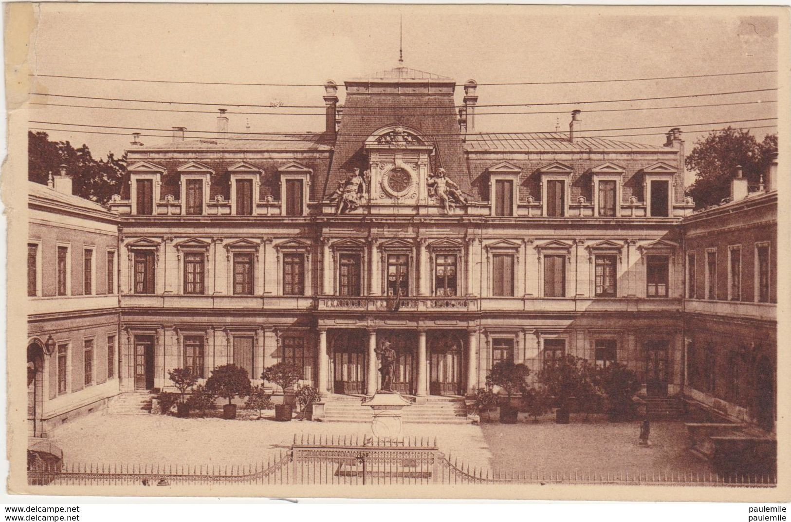 CPA -01/  92 /   BOURG EN BRESSE LA PREFECTURE - Brou Church