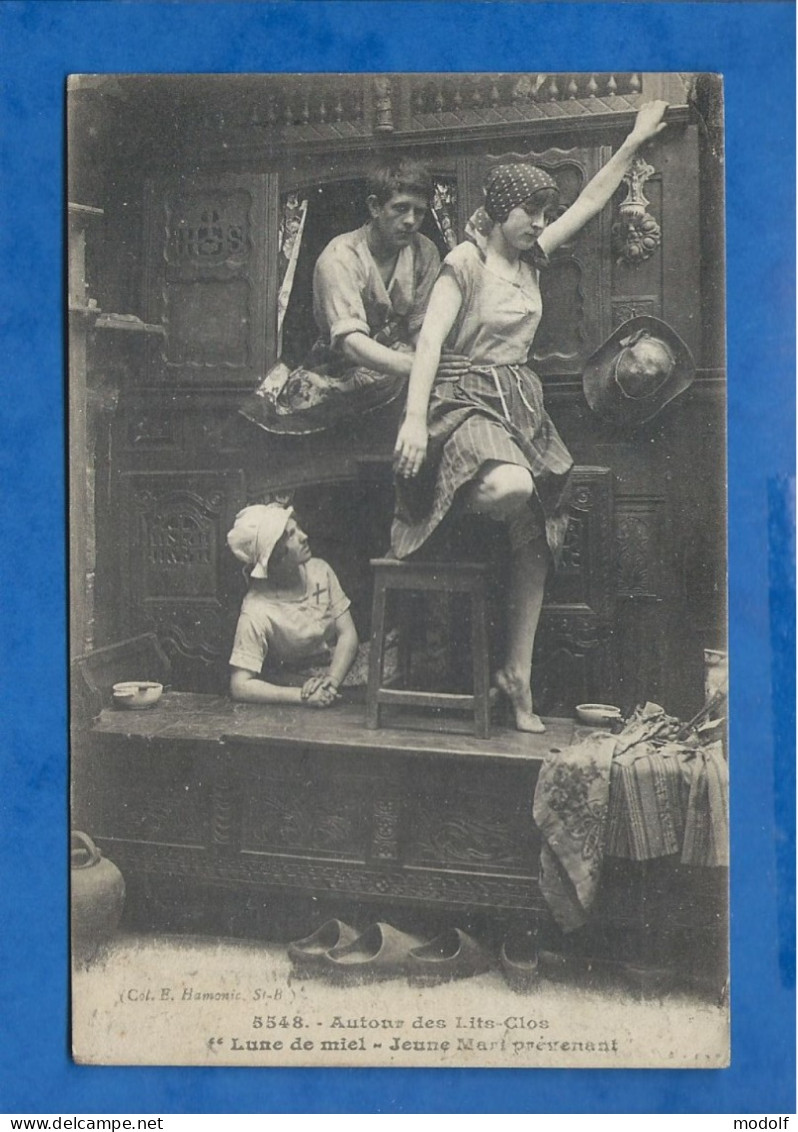 CPA - Folklore - Autour Des Lits Clos - Lune De Miel - Jeune Marié Prévenant - Circulée En 1918 - Andere & Zonder Classificatie