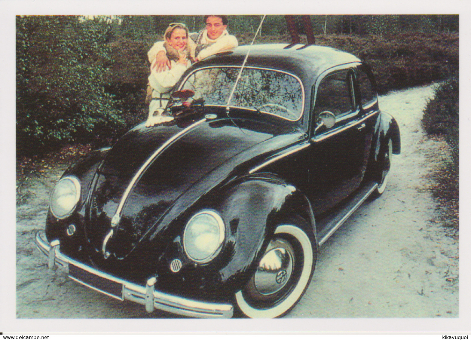 VW VOLKSWAGEN COCCINELLE COX BEETLE 1949-1979 - CARTE POSTALE 10X15 CM NEUF - Voitures De Tourisme