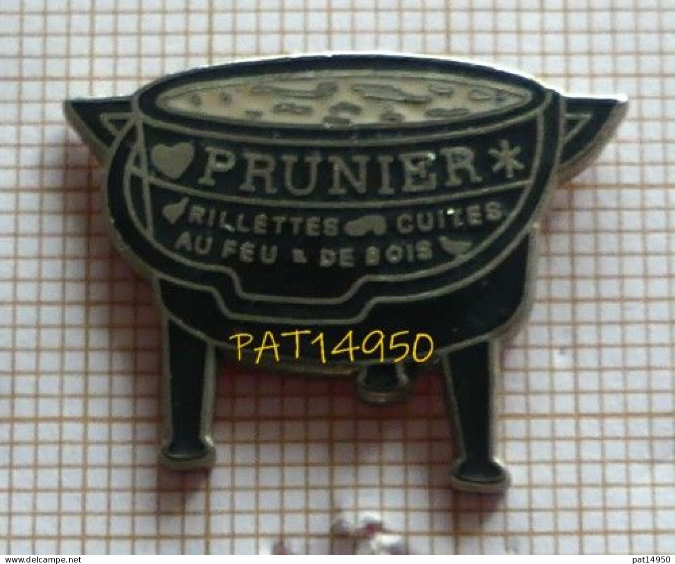 PAT14950 CHARCUTERIE PRUNIER RILLETTES CUITES AU FEU DE BOIS MARMITE CHAUDRON En Version EGF - Alimentation