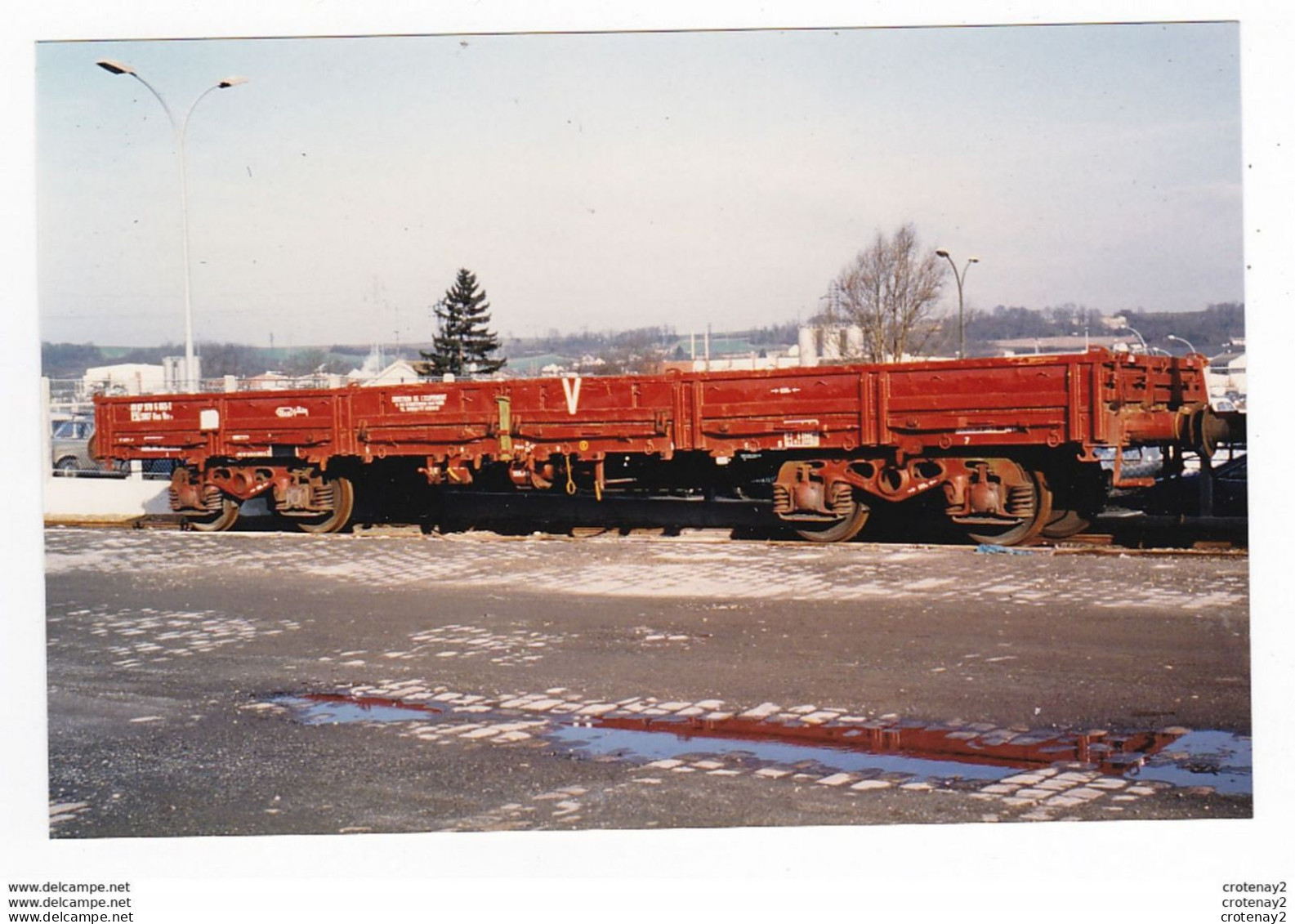 PHOTO Originale TRAINS Wagon Plat SNCF à Bogies Du Service V Non Datée - Trains