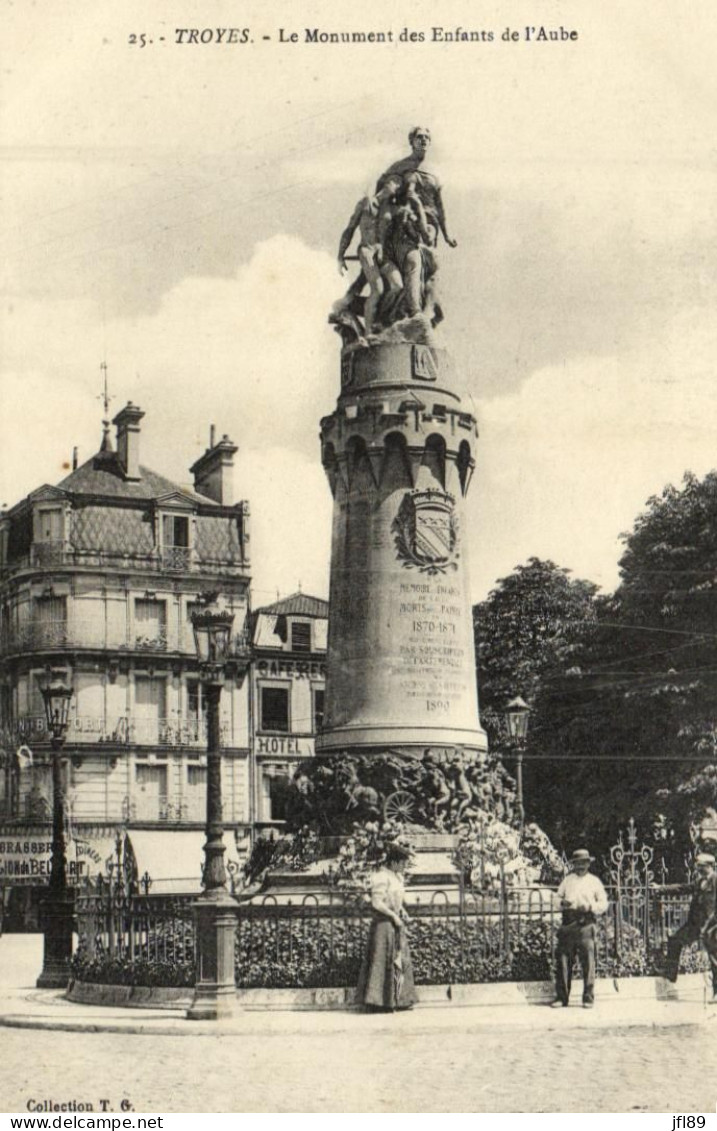 France > [10] Aube > Troyes - Monument Des Enfants De L'Aube - 7198 - Troyes