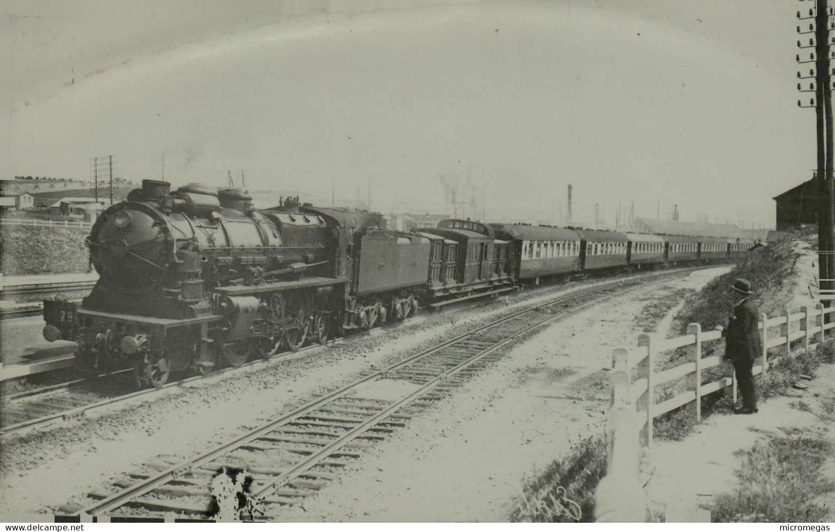 Reproduction - Passage Etaples - Train N°79 "Flèche D'or" - Locomotive 3.1226 - 298 Kms En 3h.10 - Treinen