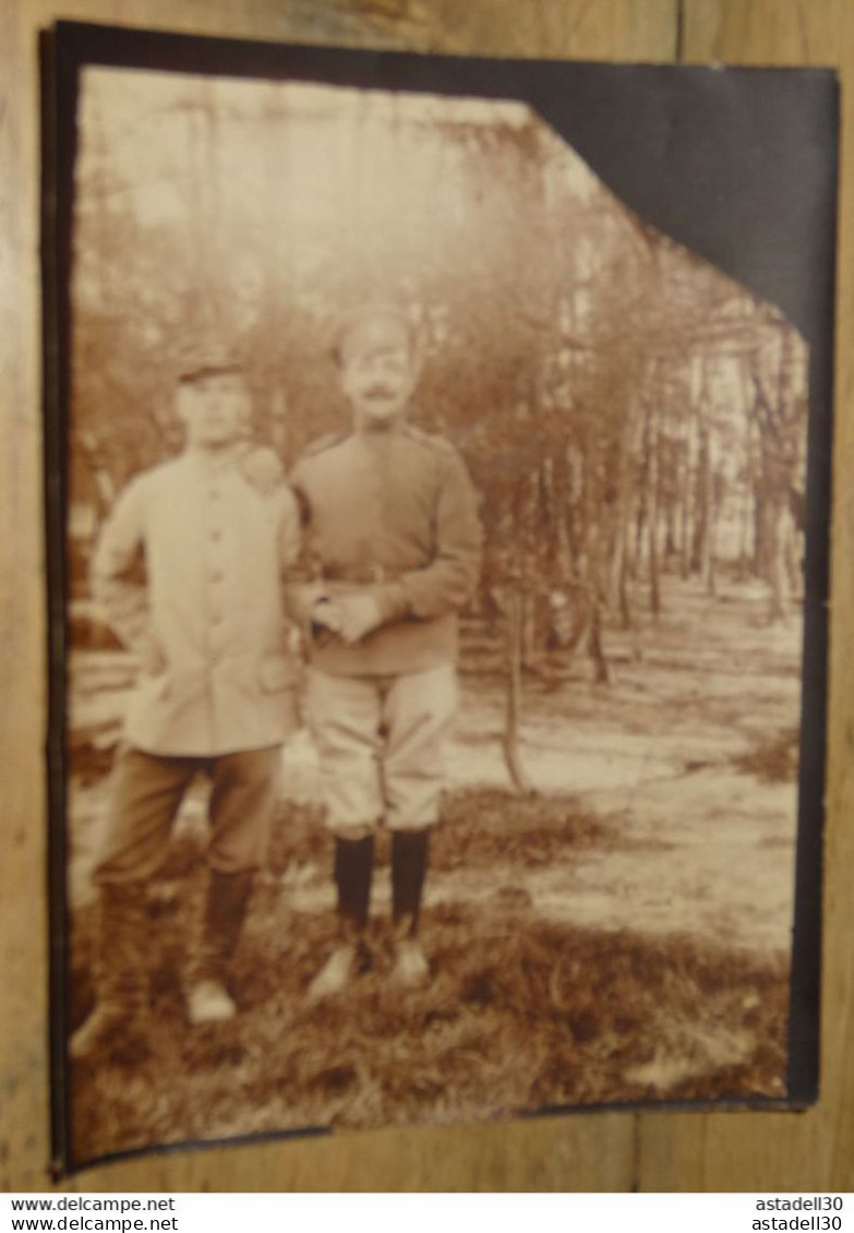 Photo Deux Militaires, Commentaire A Dechifrer - 1916 ............. E1-189 - Krieg, Militär