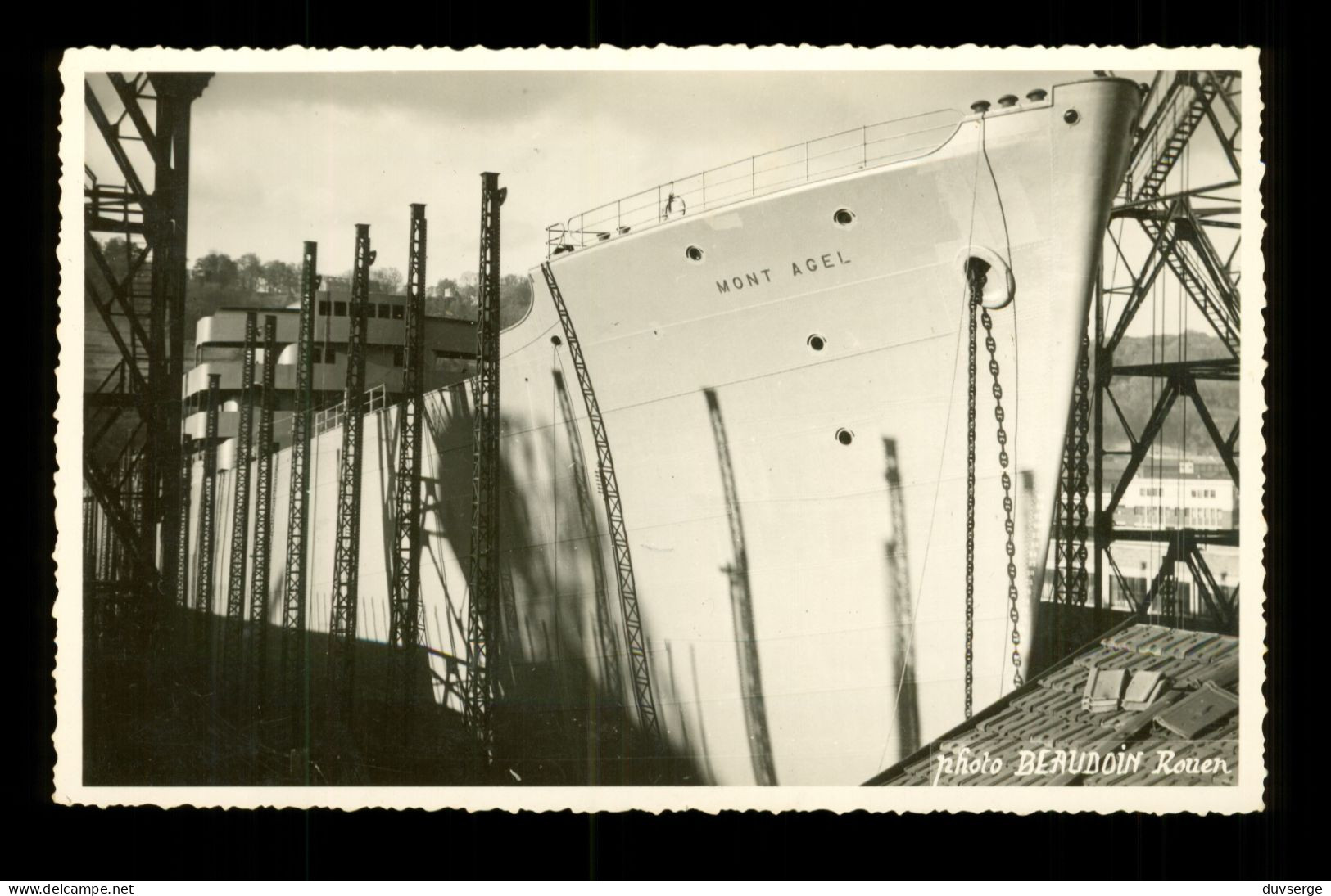 Carte Photo1950  Construction Du " Mont Agel " Cargo Bateau Boat Grand Quevilly Rouen  Chantiers Navals De Normandie - Middelkerke