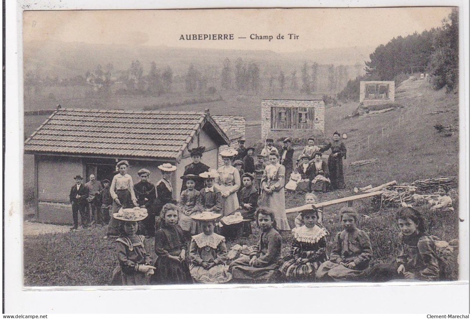 AUBEPIERRE : Champ De Tir - Très Bon état - Sonstige & Ohne Zuordnung