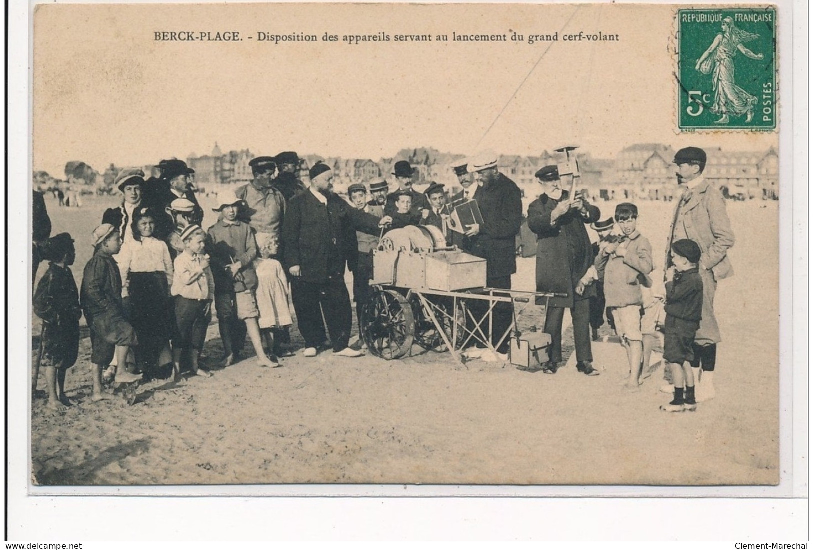 BERCK-PLAGE : Disposition Des Appareils Servant Au Lancement Du Grand Cerf-volant - Etat - Berck