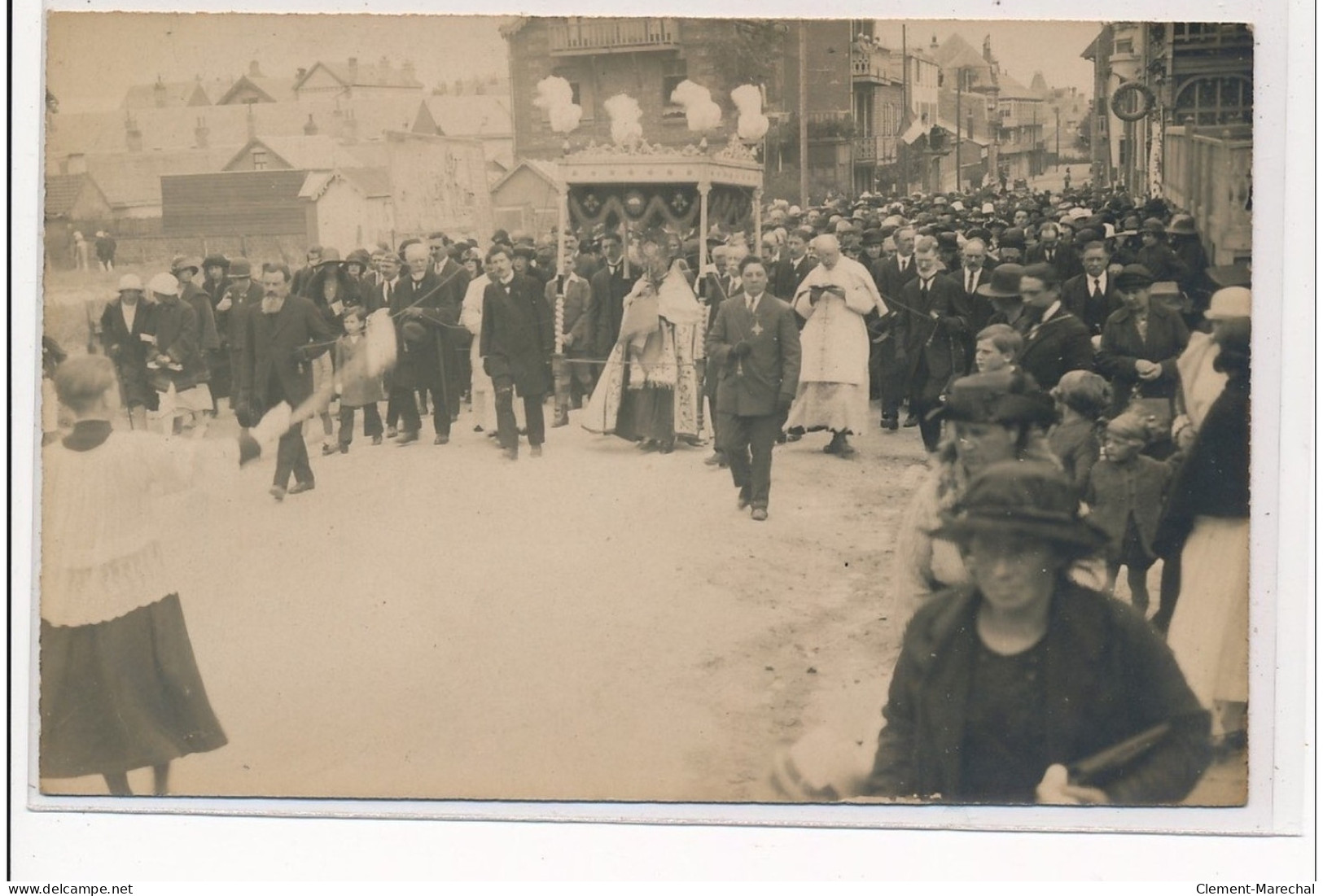 BERCK : Procession - Tres Bon Etat - Berck