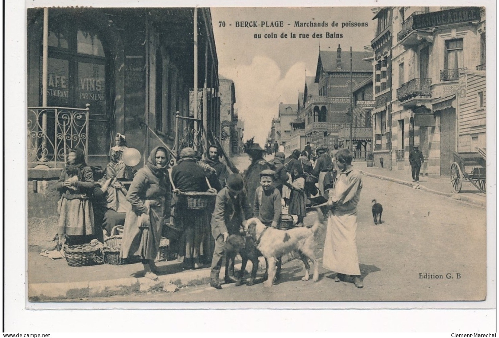 BERCK-PLAGE : Marchands De Poissons Au Coin De La Rue Des Bains - Etat - Berck