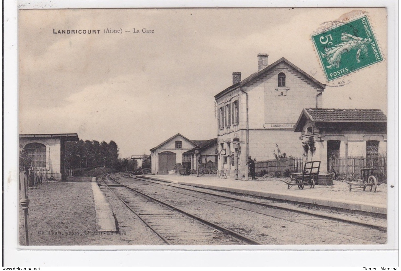 LANDRICOURT : La Gare - Tres Bon Etat - Other & Unclassified