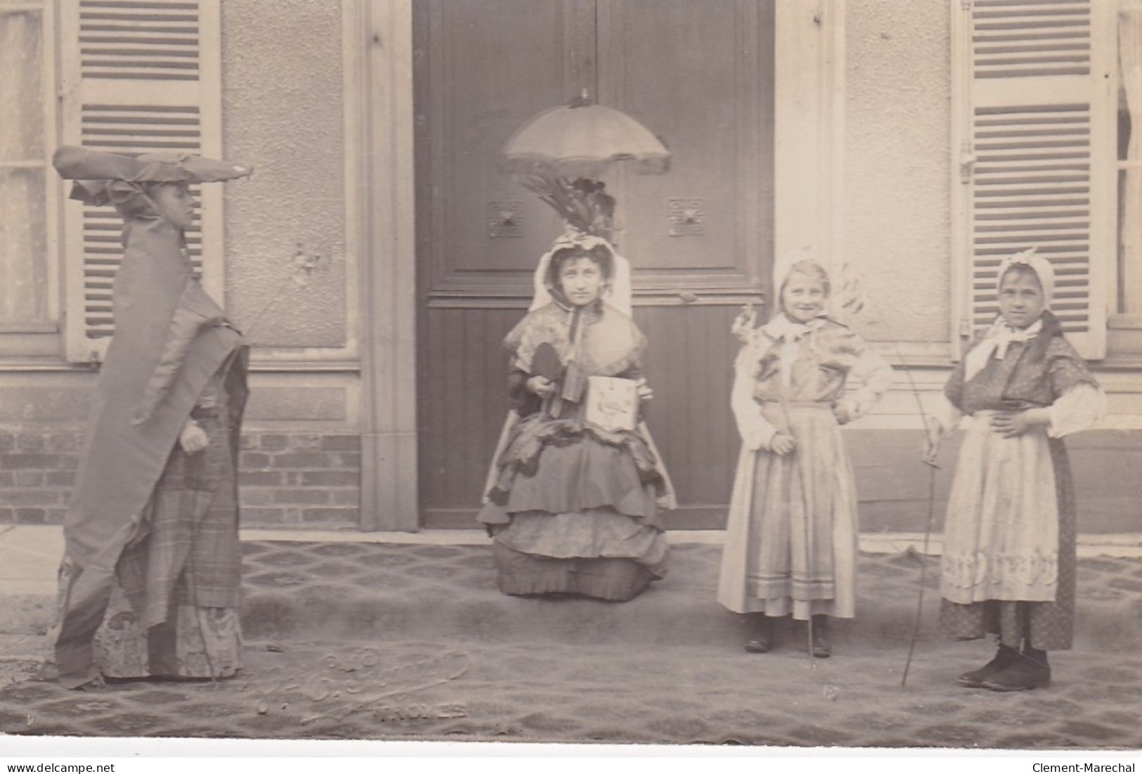 TROYES : Fete, Enfants, Fée, 5 CPA - Tres Bon Etat - Troyes