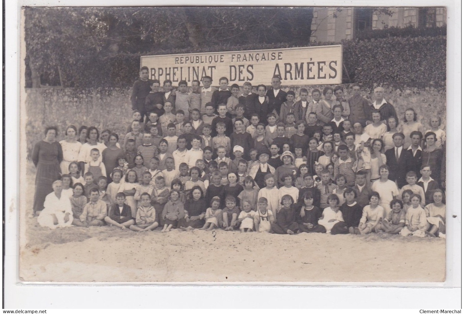 LE POULIGUEN : Republique Francaise Orphelinat Des Armées - Tres Bon Etat - Le Pouliguen