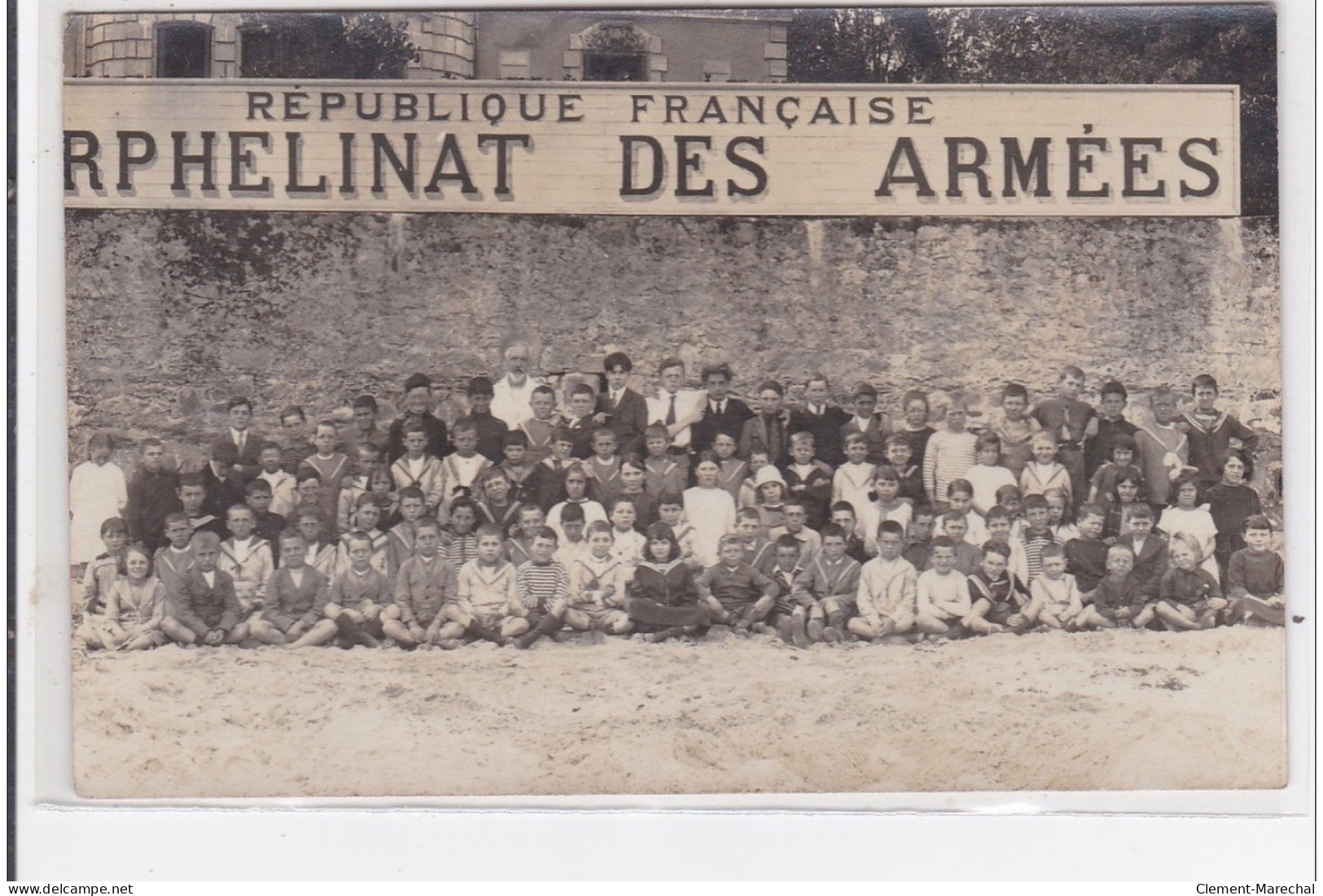 LE POULIGUEN : Republique Francaise Orphelinat Des Armées - Tres Bon Etat - Le Pouliguen