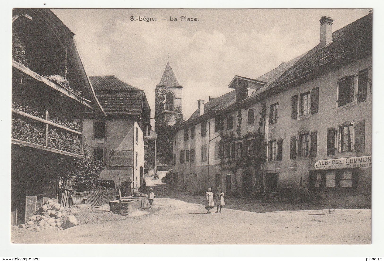 St-Légier - La Place - Belle CPA Animée 1910s - Other & Unclassified