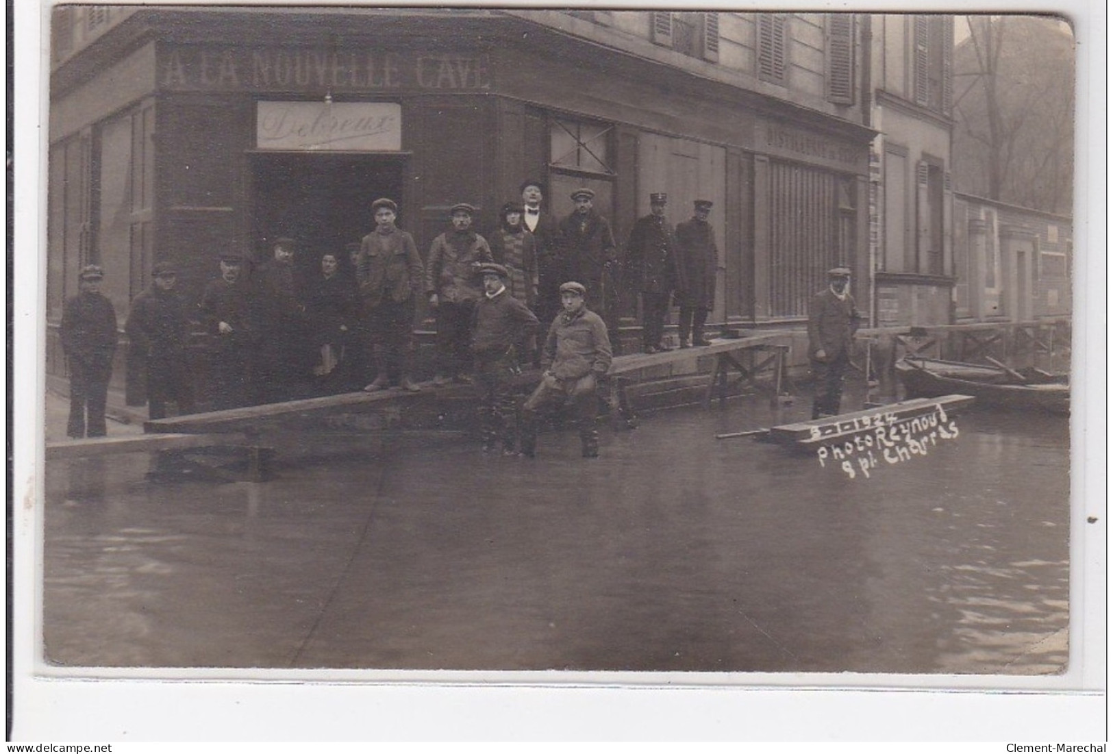 COURBEVOIE : à La Nouvelle Cave, Debreux, Photo Reynou, 1924, Inondation - Très Bon état - Courbevoie