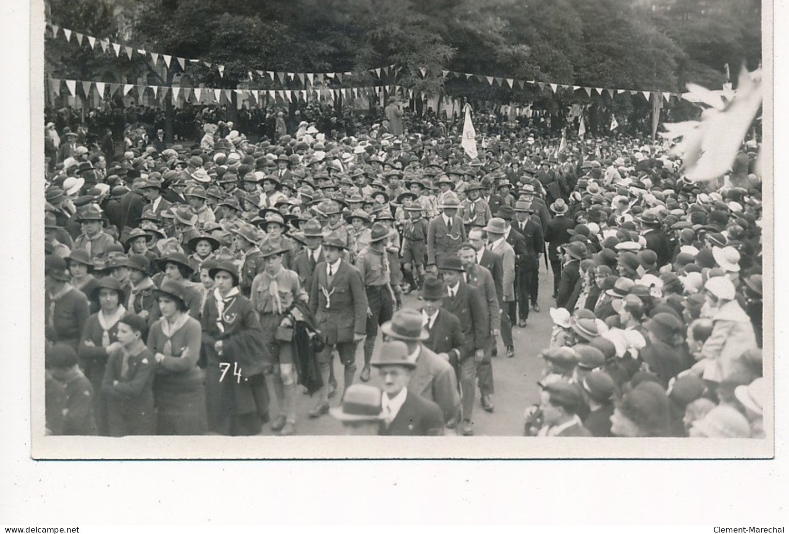 CLERMONT- FERRAND : 4 Documents, Procession Du Port 22 Mai 1933 - Arras