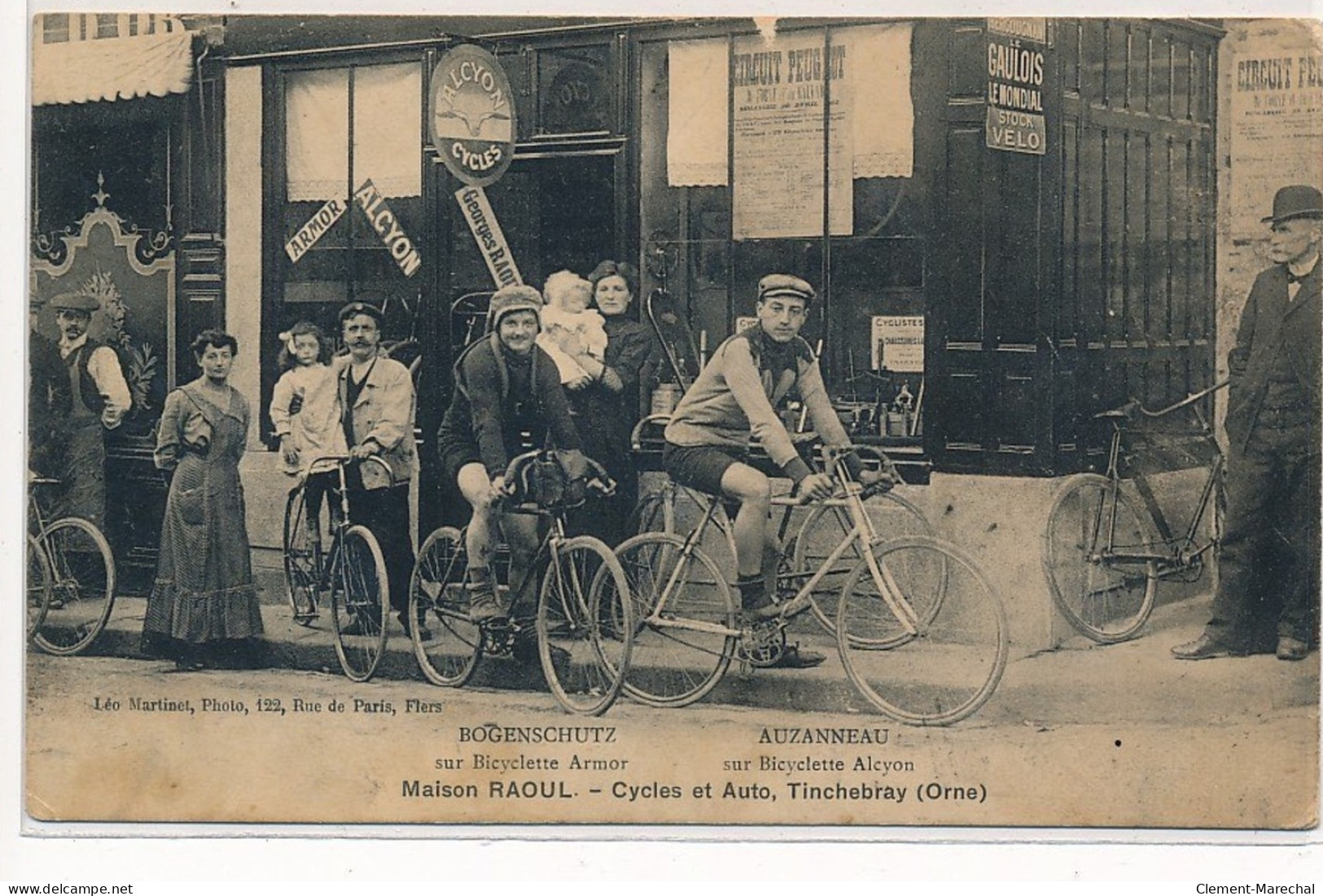 TINCHEBRAY : Maison RAOUL, Cycles Et Auto, Bicyclette Armor Et Alcyon - Etat - Autres & Non Classés