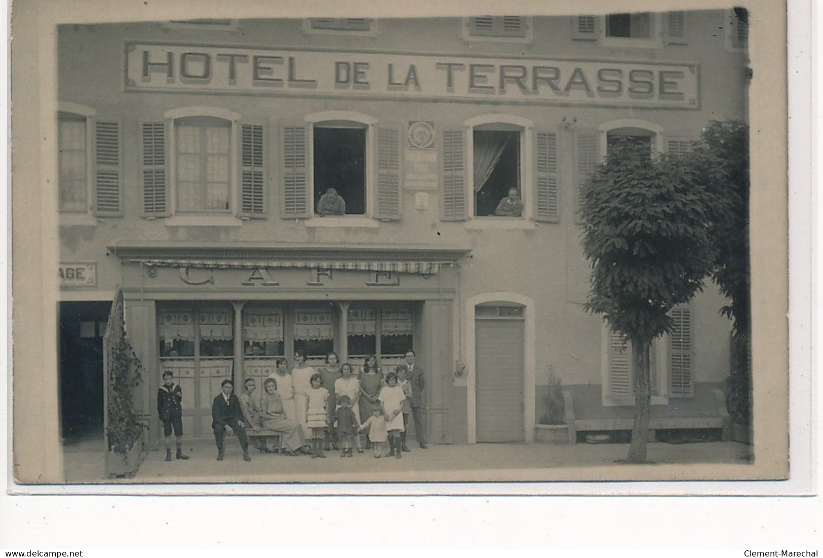 SAINT-HIPPOLYTE : Hotel De La Terrasse - Tres Bon Etat - Saint Hippolyte