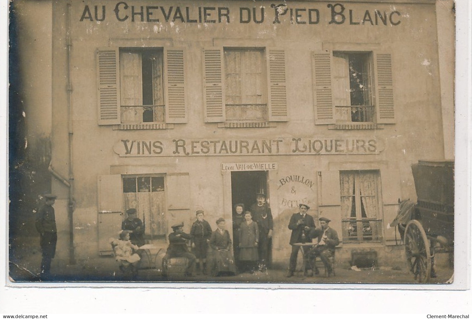 ARGENTEUIL : Au Chevalier Du Pied Blanc, Vins Restaurant Liqueurs, Leon Van-de-Wielle - Etat - Argenteuil