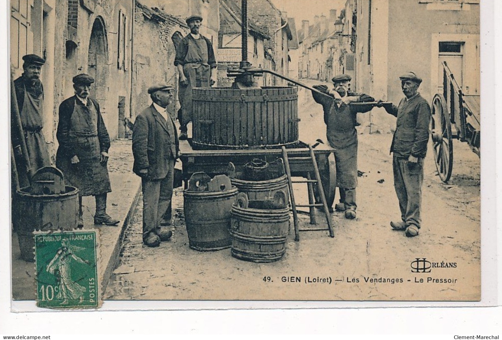 GIEN : Les Vendanges, Le Pressoir - Tres Bon Etat - Gien