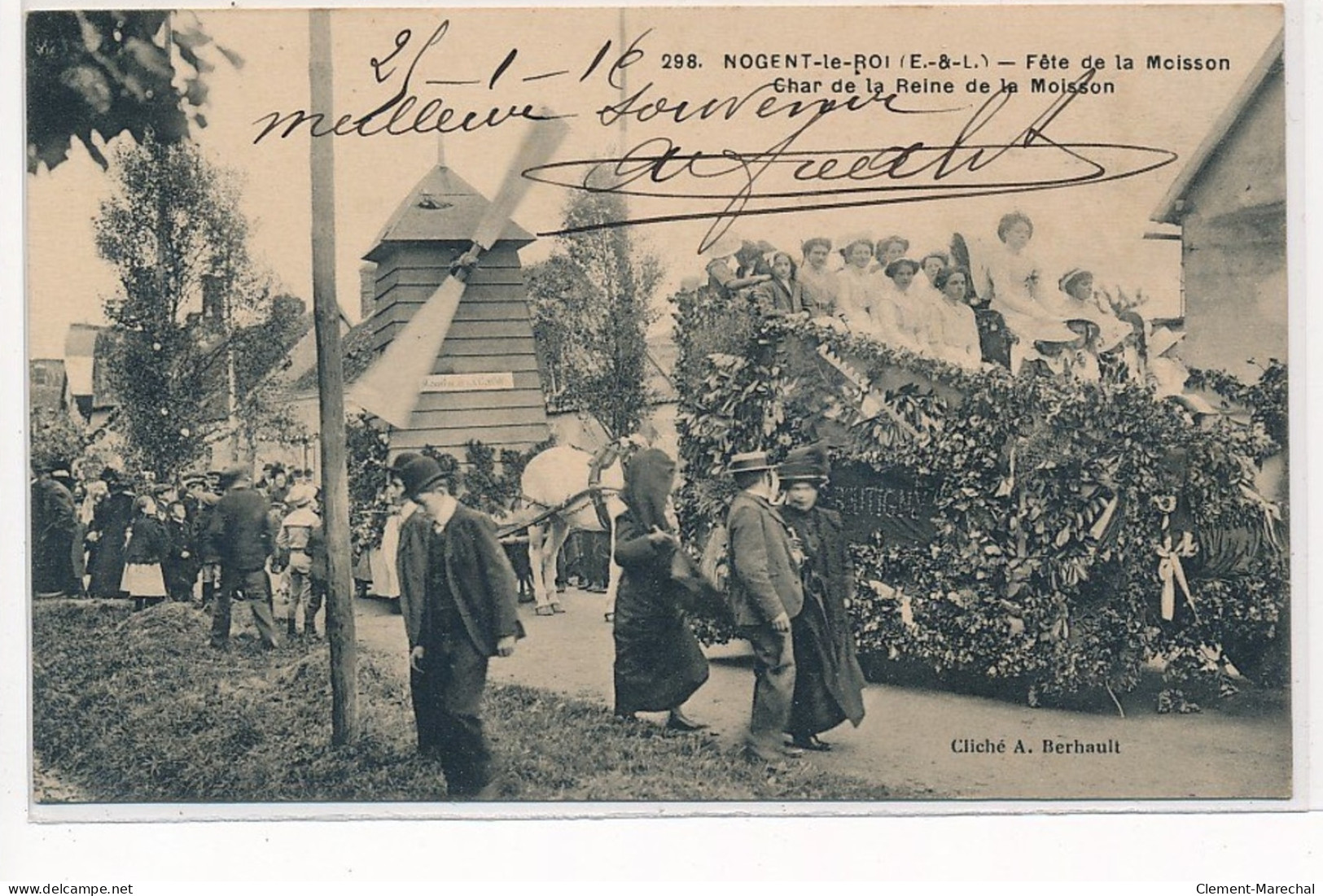 NOGENT-le-ROI : Fete De La Moisson Char De La Reine De La Moisson - Tres Bon Etat - Nogent Le Roi