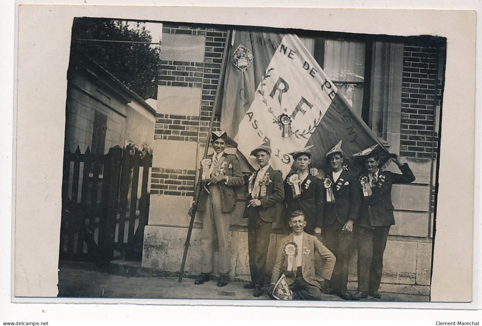 PERIGNY : Souvenir Des Conscrits De Perigny Classe 1932 - Tres Bon Etat - Otros & Sin Clasificación