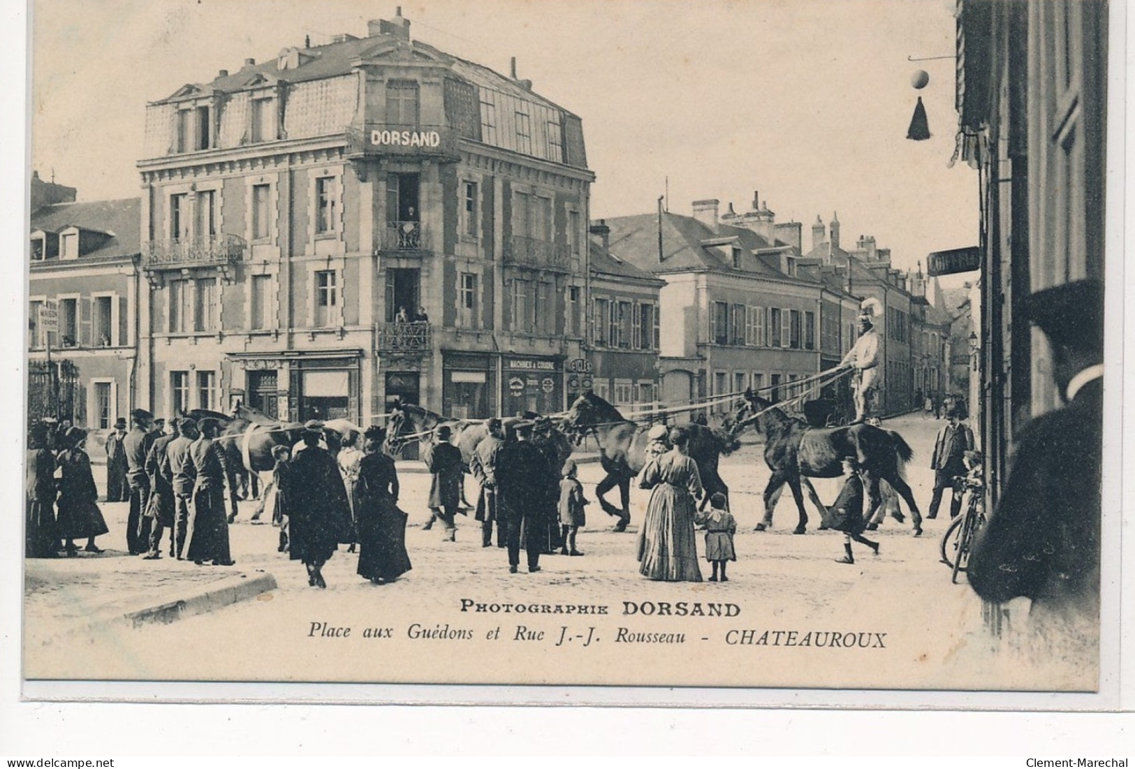 CHATEAUROUX : Place Aux Guédons Et Rue J-J Rousseau Photographie Dorsand, Cirque - Tres Bon Etat - Chateauroux